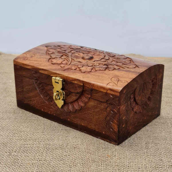 Hand Carved, Tissue box ,Case, Napkin Holder, Velvet Interior Hand Crafted, Valentines Gift