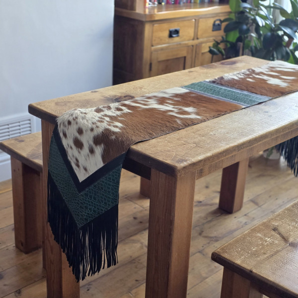 Cowhide table runner / Genuine Leather table runner / Table Top / Chemin de table en peau de vache