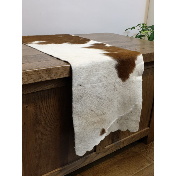Cowhide table runner / Genuine Leather table runner / Table Top / Chemin de table en peau de vache